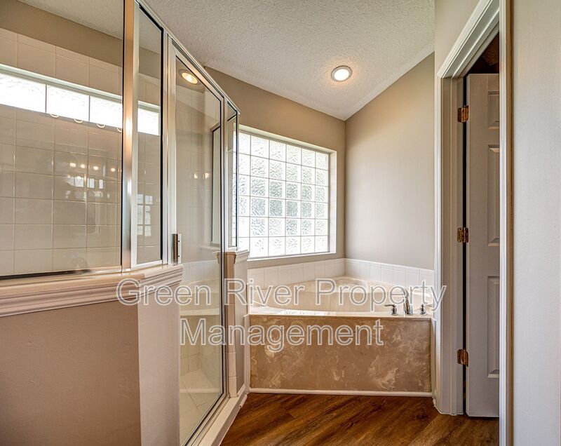 3 bedroom / 2 bath Gem with Pond Views in Spencer's Plantation! property image