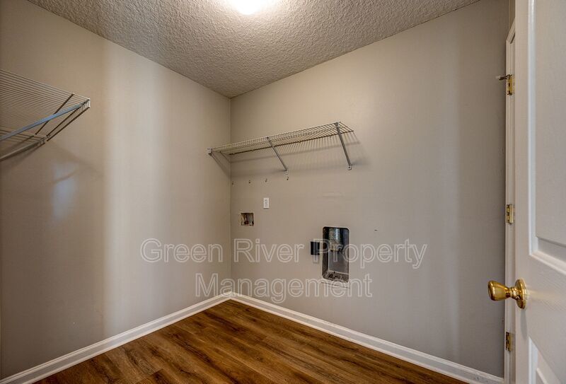 3 bedroom / 2 bath Gem with Pond Views in Spencer's Plantation! property image