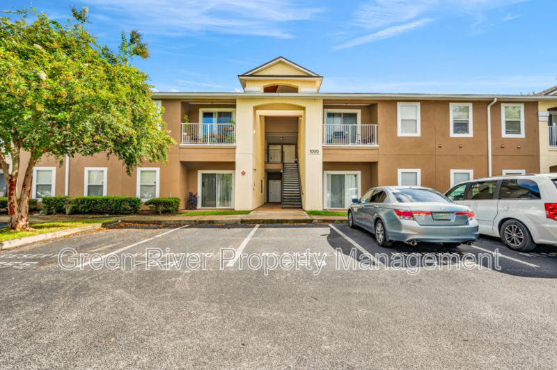 Spacious 2 Bedroom/2 Bathroom Condo in Gated Community with Pool property image