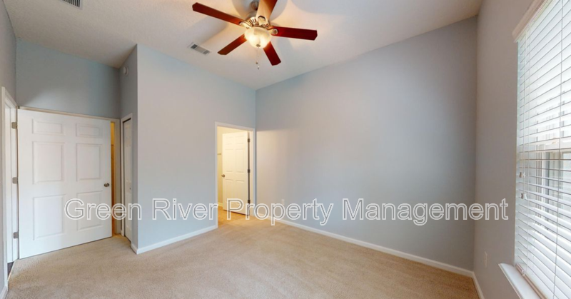 Chic 3-Bed, 2-Bath Condo in Greenstone at Aberdeen! property image