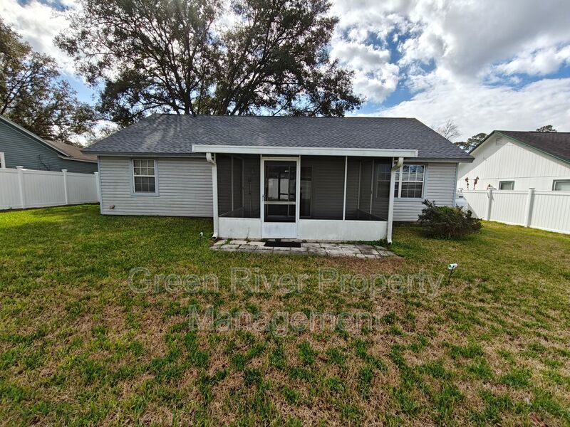 Beautiful 3BR/2BA Home with Garage, Screened Porch & Fenced Yard! property image