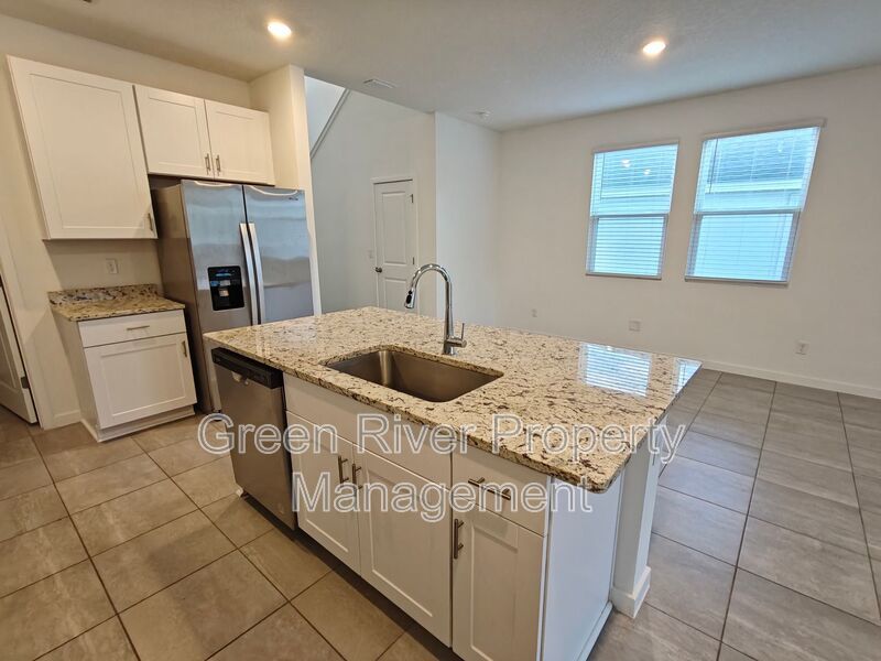 Beautiful 4-Bedroom Home for Rent in Green Cove Springs property image