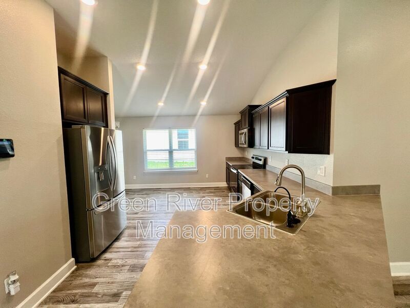 Beautiful home in Natural Park Estates property image