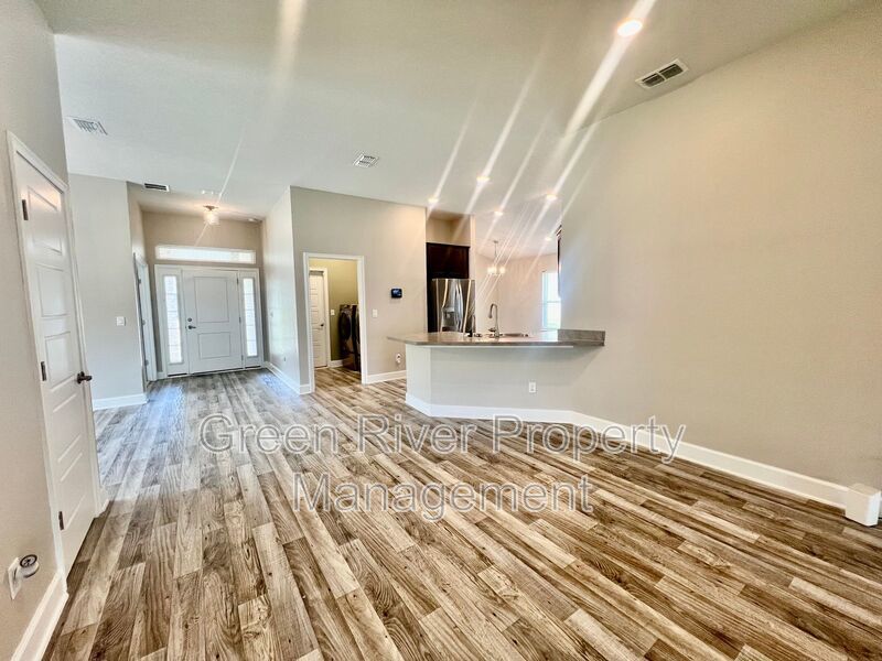 Beautiful home in Natural Park Estates property image