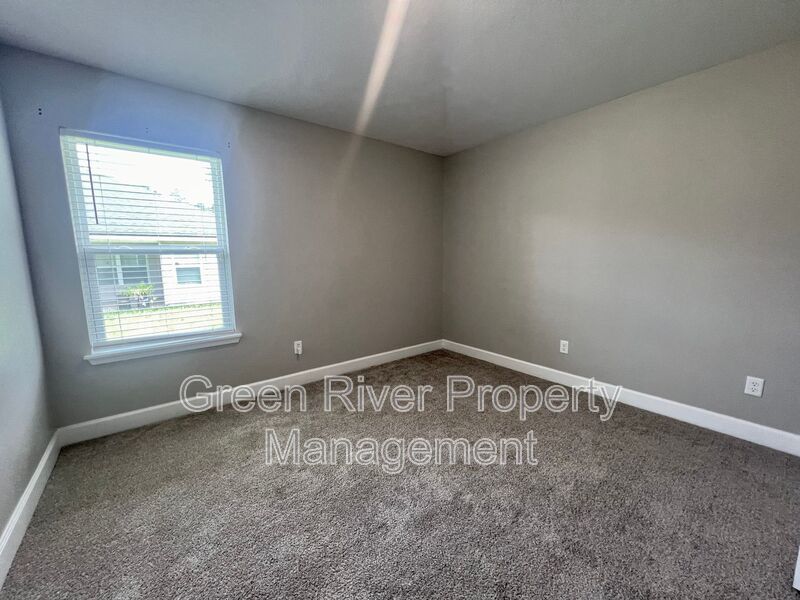 Beautiful home in Natural Park Estates property image