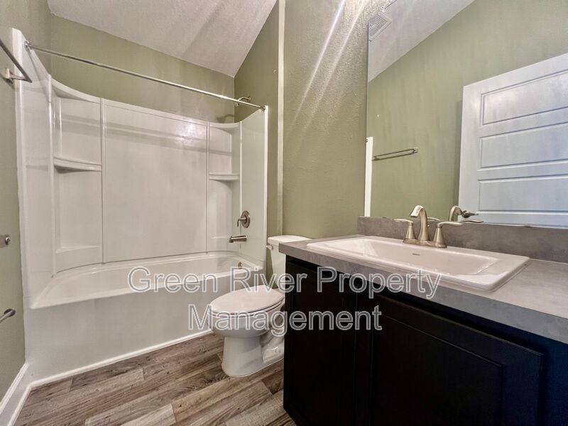 Beautiful home in Natural Park Estates property image