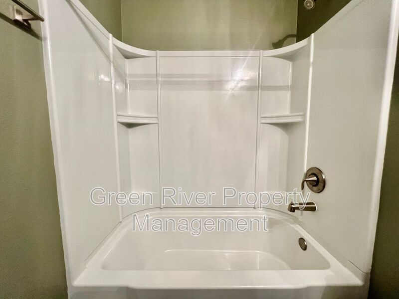 Beautiful home in Natural Park Estates property image