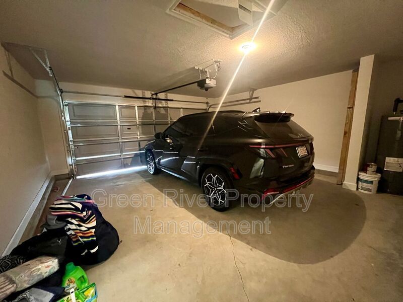 Beautiful home in Natural Park Estates property image