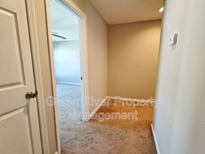3 Bedroom, 2.5 Bathroom Townhome located in Fleming Island!! property image