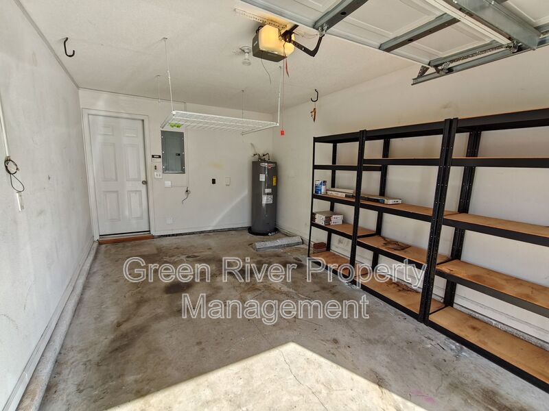 3 Bedroom, 2.5 Bathroom Townhome located in Fleming Island!! property image