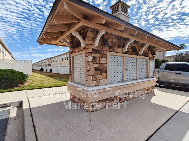 3 Bedroom, 2.5 Bathroom Townhome located in Fleming Island!! property image