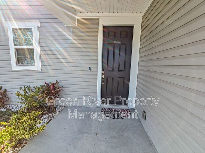 Stylish Two-Story 4BR Home with Open Concept & Spacious Backyard property image