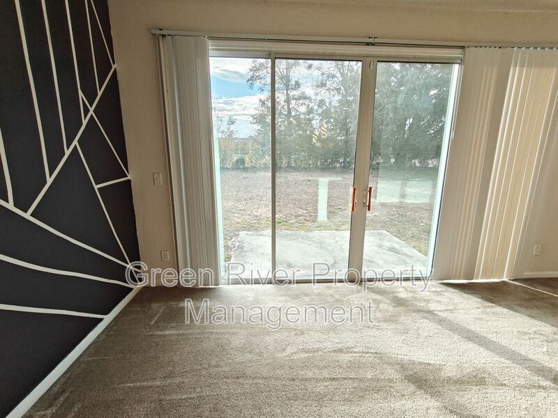 Stylish Two-Story 4BR Home with Open Concept & Spacious Backyard property image