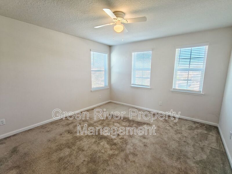 Stylish Two-Story 4BR Home with Open Concept & Spacious Backyard property image