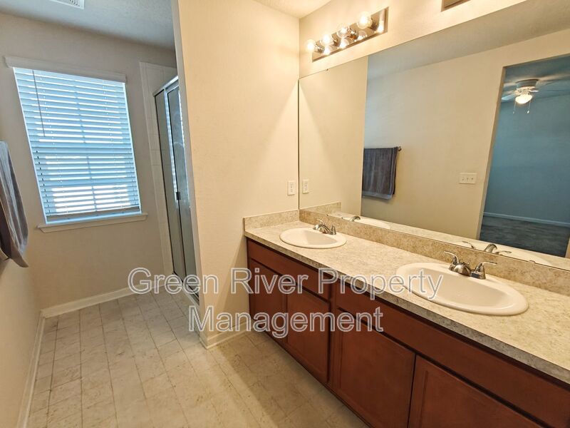 Stylish Two-Story 4BR Home with Open Concept & Spacious Backyard property image