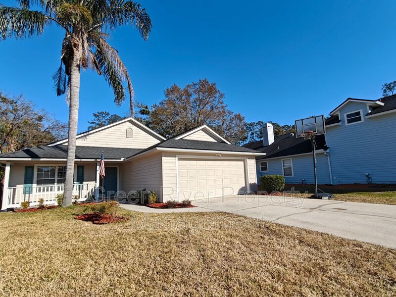 Florida Living at Its Best – 3BR Home with Hot Tub & Resort Amenities property image