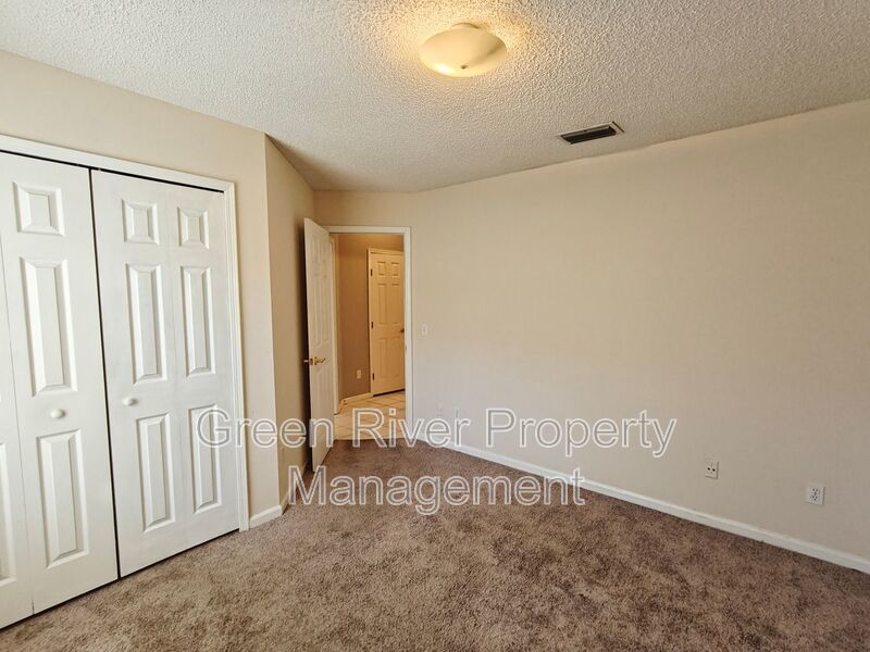 Florida Living at Its Best – 3BR Home with Hot Tub & Resort Amenities property image