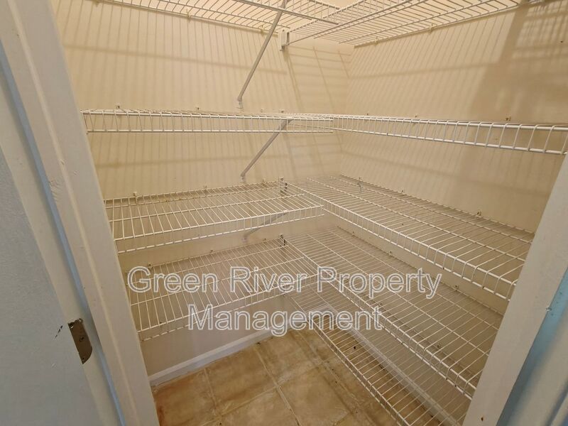 Florida Living at Its Best – 3BR Home with Hot Tub & Resort Amenities property image