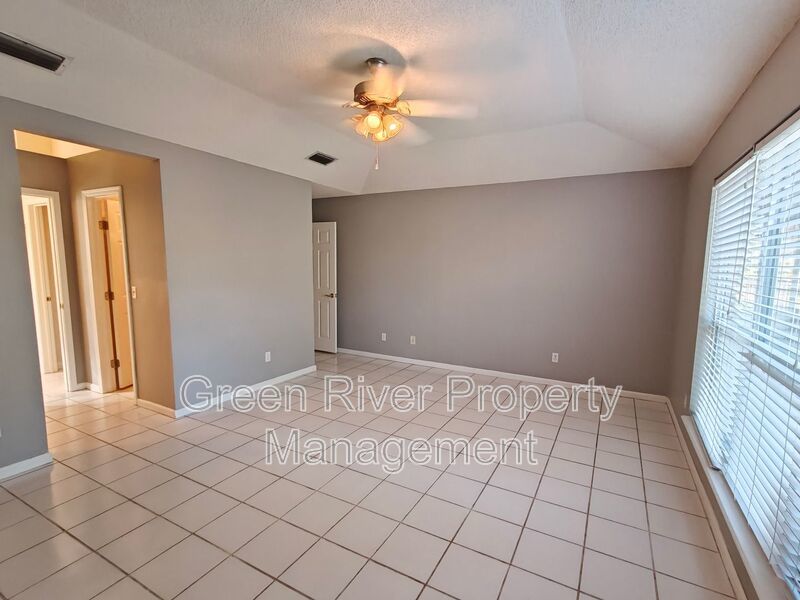 Florida Living at Its Best – 3BR Home with Hot Tub & Resort Amenities property image