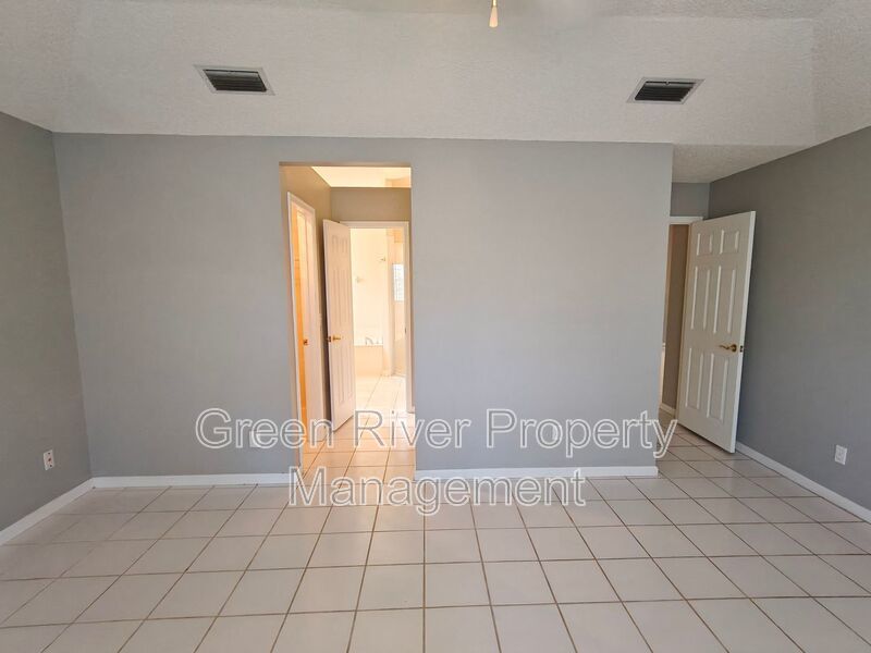 Florida Living at Its Best – 3BR Home with Hot Tub & Resort Amenities property image