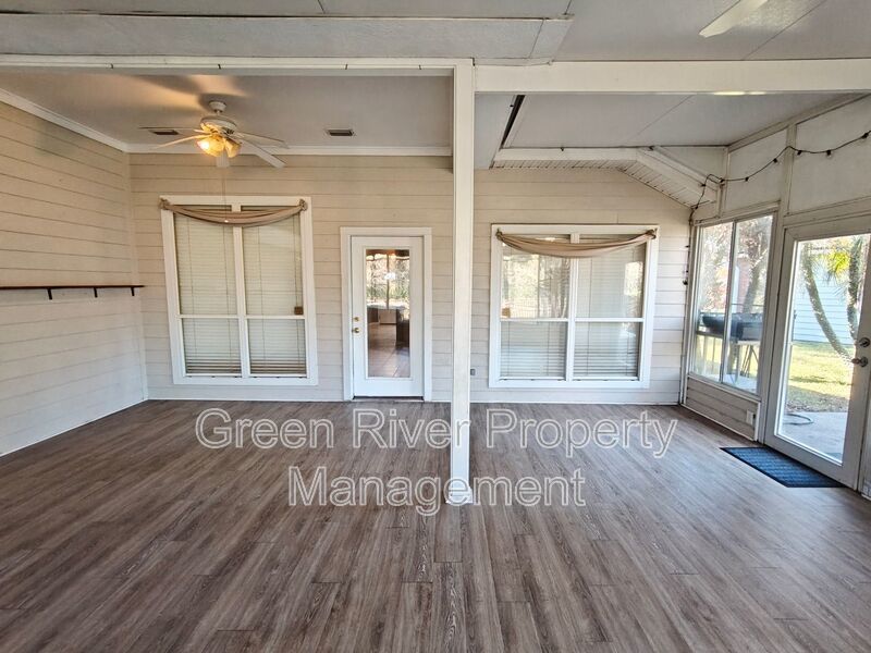 Florida Living at Its Best – 3BR Home with Hot Tub & Resort Amenities property image