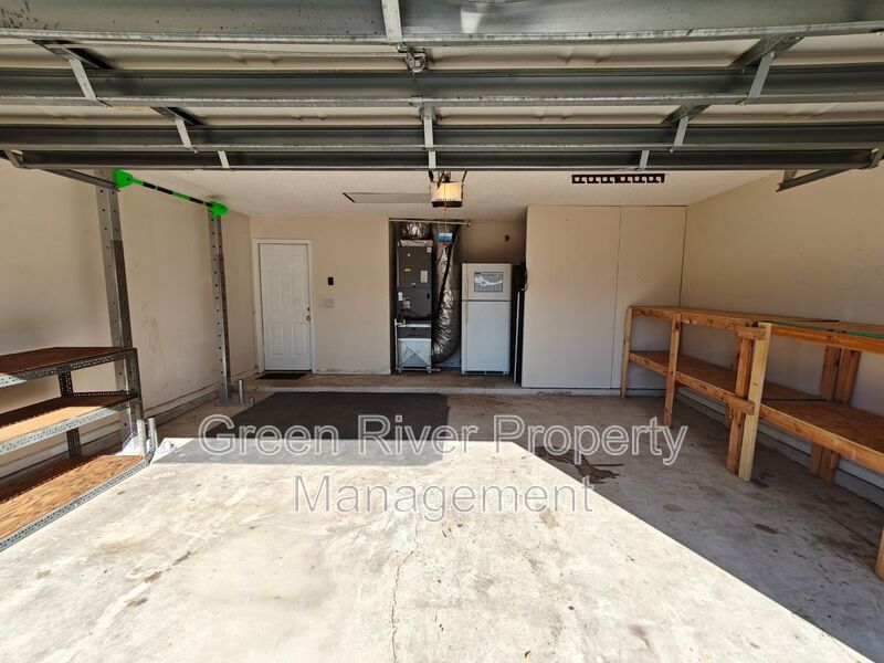 Florida Living at Its Best – 3BR Home with Hot Tub & Resort Amenities property image