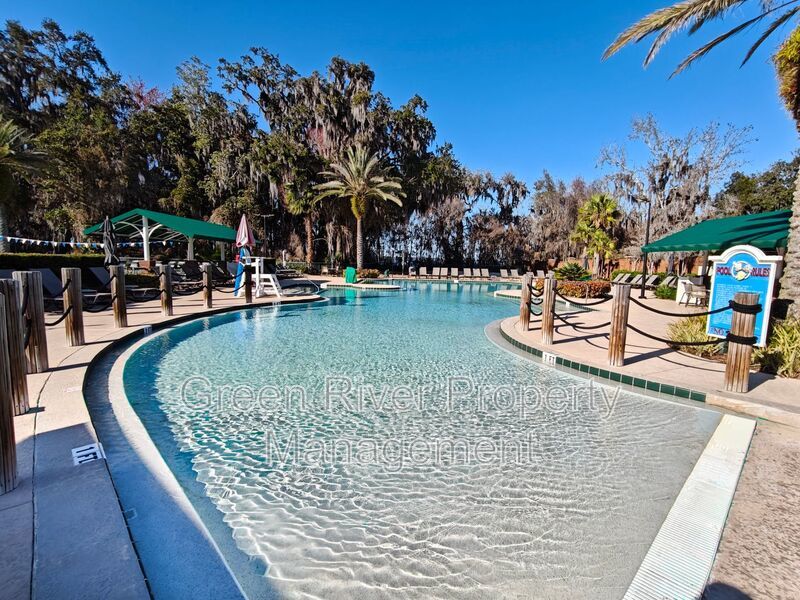 Florida Living at Its Best – 3BR Home with Hot Tub & Resort Amenities property image