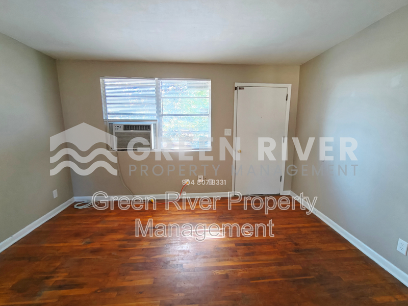 Quiet 2 Bedroom Retreat Available Now – Pets Welcome! property image