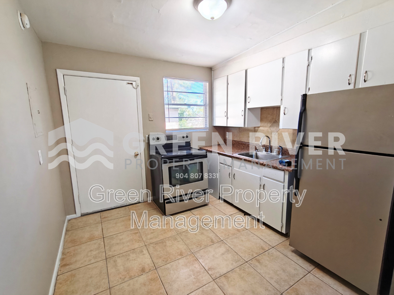 Quiet 2 Bedroom Retreat Available Now – Pets Welcome! property image