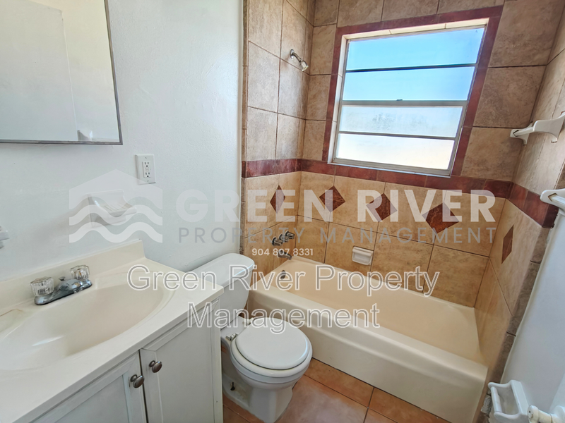 Quiet 2 Bedroom Retreat Available Now – Pets Welcome! property image