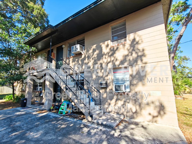 Quiet 2 Bedroom Retreat Available Now – Pets Welcome! property image