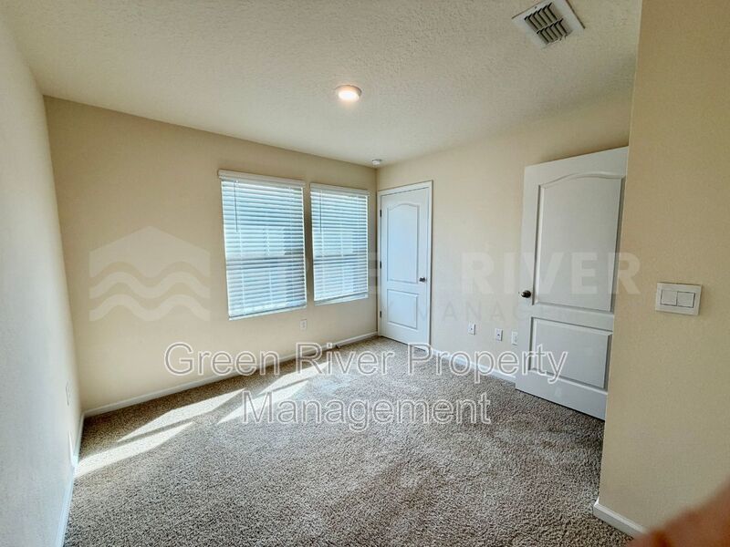 Chic & Comfortable Townhome Living in a Peaceful Community!! property image