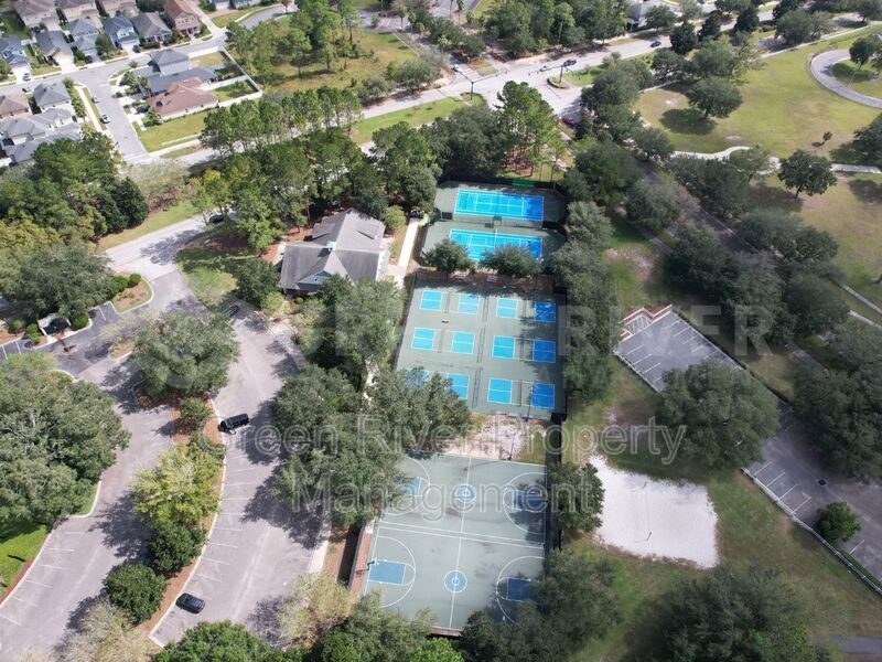 Chic & Comfortable Townhome Living in a Peaceful Community!! property image