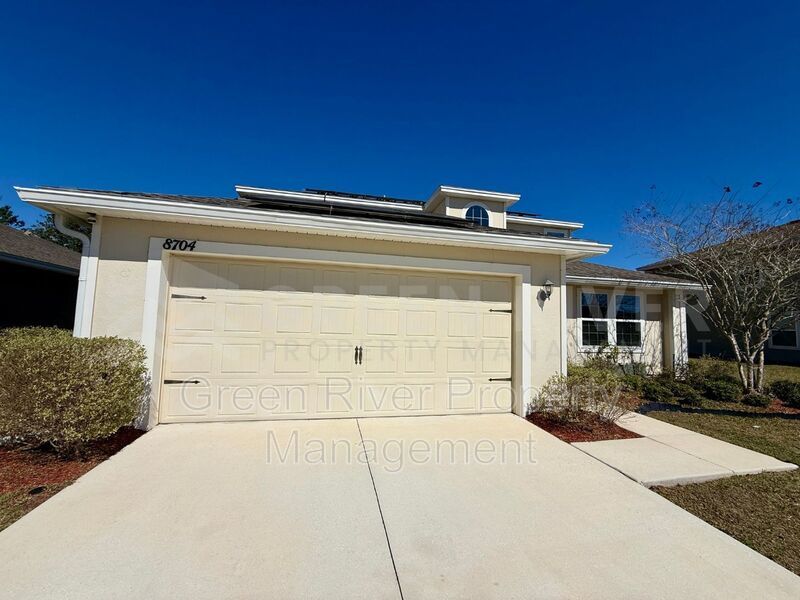 Room to Live, Space to Thrive! Stunning 6BR Home with Solar, Upgrades & Screened Lanai in Macclenny!! property image