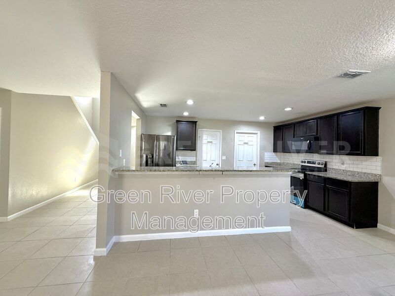 Room to Live, Space to Thrive! Stunning 6BR Home with Solar, Upgrades & Screened Lanai in Macclenny!! property image