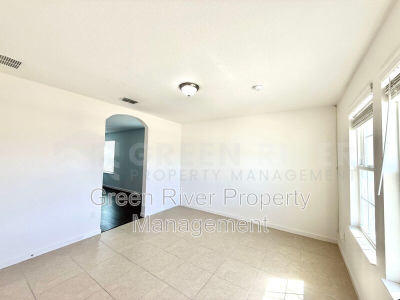 Room to Live, Space to Thrive! Stunning 6BR Home with Solar, Upgrades & Screened Lanai in Macclenny!! property image