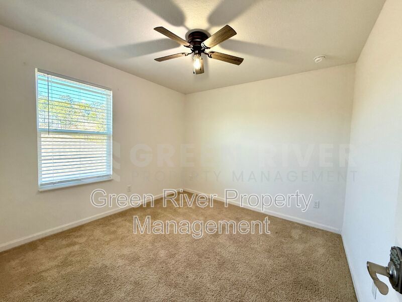 Room to Live, Space to Thrive! Stunning 6BR Home with Solar, Upgrades & Screened Lanai in Macclenny!! property image