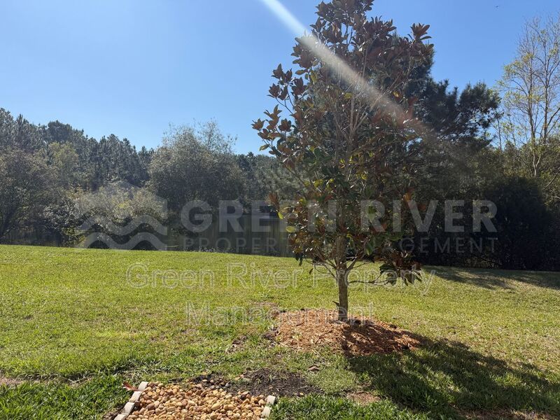 Chic & Comfortable Townhome Living in a Peaceful Community!! property image