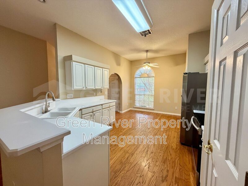 Fleming Island 3 bedroom, 2 bath Beauty with Space to Breathe!! property image