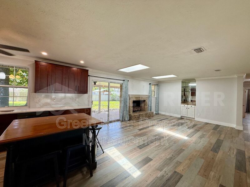 Beachside Beauty with a Huge Private Yard in Jacksonville Beach! property image