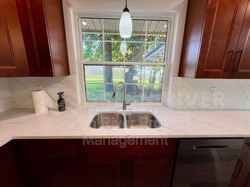 Beachside Beauty with a Huge Private Yard in Jacksonville Beach! property image