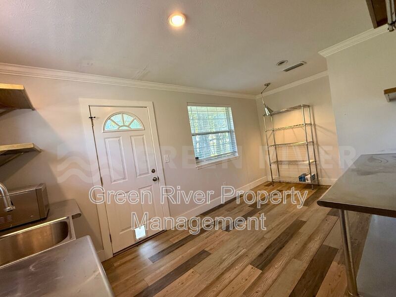 Beachside Beauty with a Huge Private Yard in Jacksonville Beach! property image