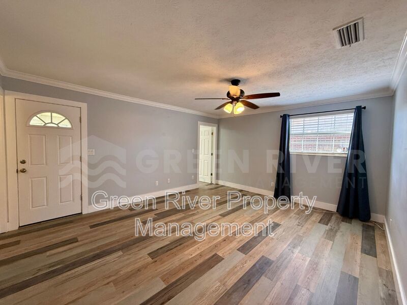 Beachside Beauty with a Huge Private Yard in Jacksonville Beach! property image