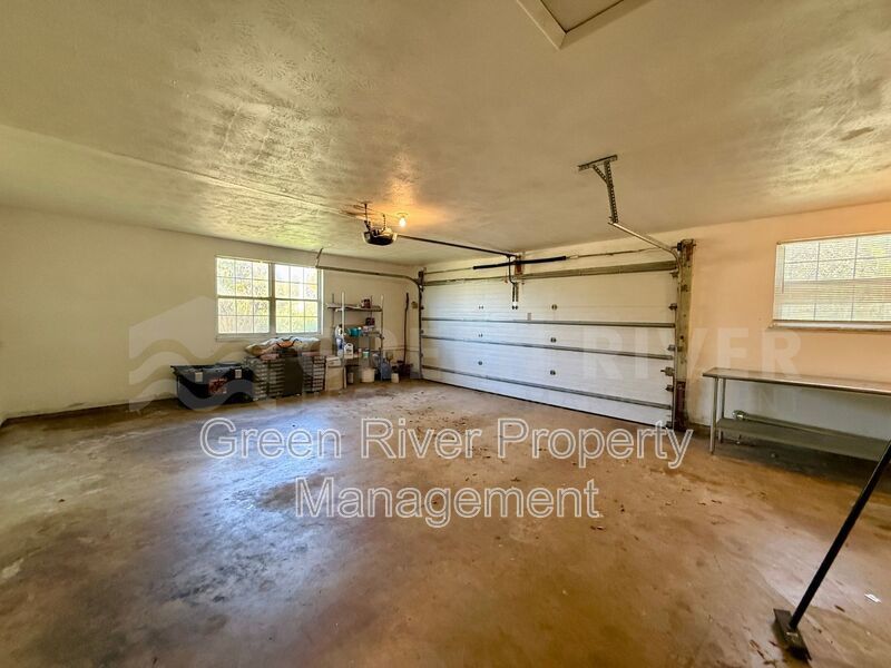 Beachside Beauty with a Huge Private Yard in Jacksonville Beach! property image