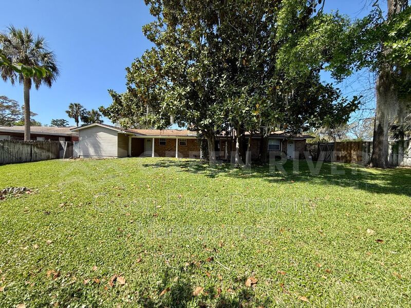 Beachside Beauty with a Huge Private Yard in Jacksonville Beach! property image