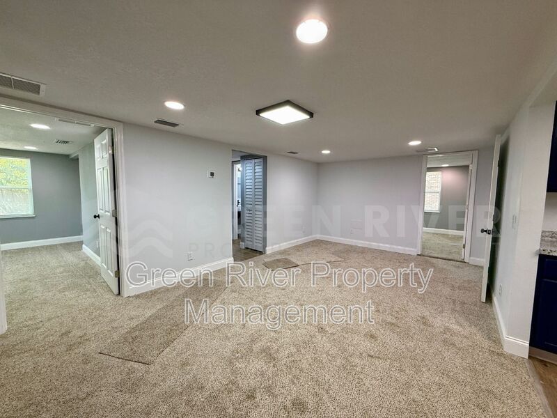 Charming 3BR Retreat in the Heart of Green Cove Springs!! property image