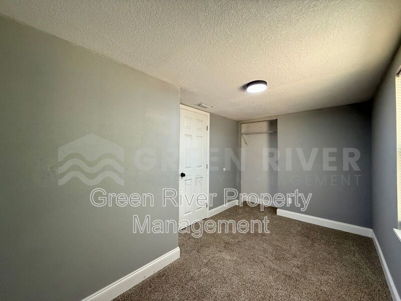 Charming 3BR Retreat in the Heart of Green Cove Springs!! property image