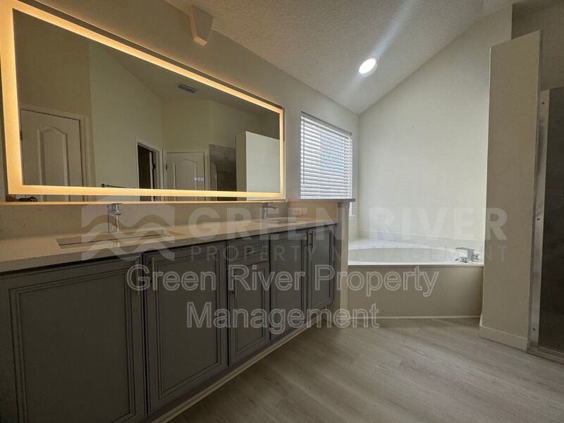 Charming 3-Bedroom Home with Endless Potential in Amenity-Rich Community!! property image