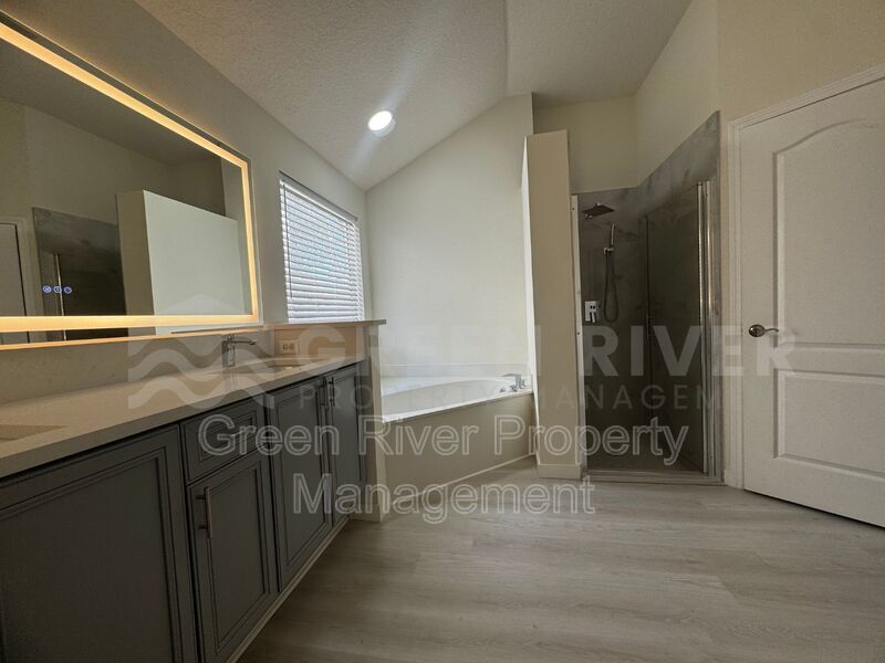 Charming 3-Bedroom Home with Endless Potential in Amenity-Rich Community!! property image