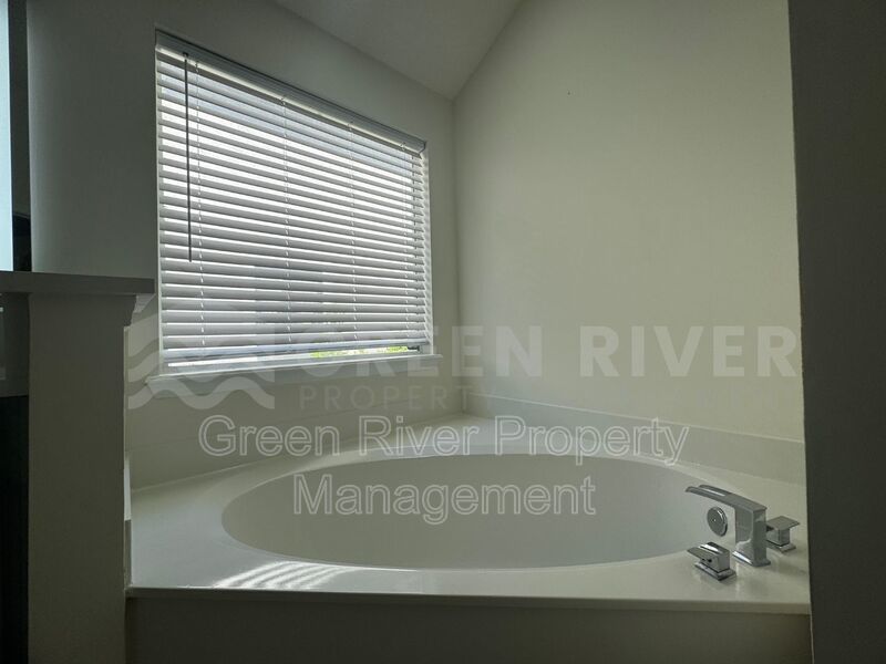 Charming 3-Bedroom Home with Endless Potential in Amenity-Rich Community!! property image